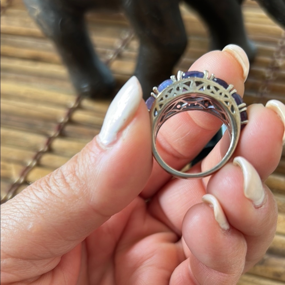 Tanzanite-Colored Crystal Band Ring – Silver size 8 - Picture 5 of 8